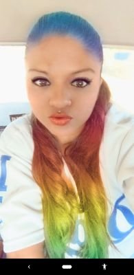 Simply Me Simply Just simple. but not. I'm full of surprises and dull of fun and luvve