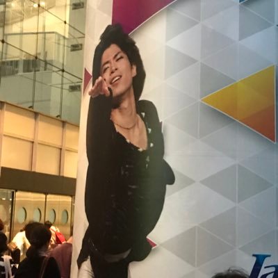 whs7jezmSon75sz's profile picture. 考古、事務局所属、慶應義塾大学生、フィギュアスケート、ウインブルドンとツールドフランス大好き