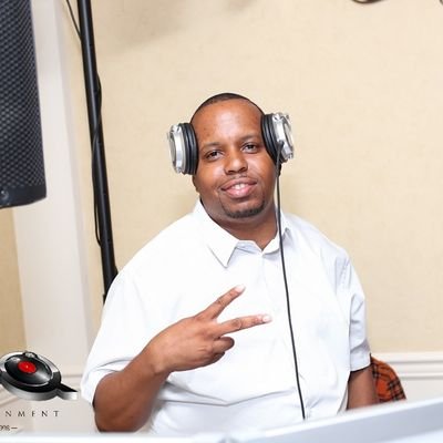 Private Party King 
For Bookings (973) 652-8626 • DJQuestFlavor@gmail.com