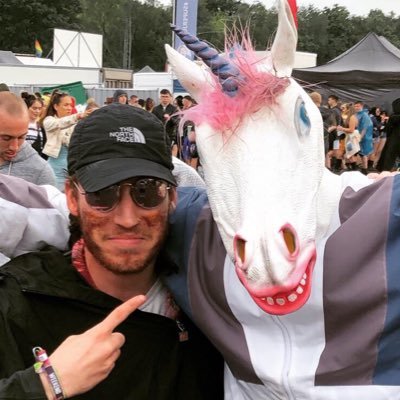 _BarnDot's profile picture. Remember to stay hydrated :)