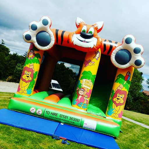 Bringing Parties & Events to life!! Rodeo Bull, Bouncy Castles, Soft Play
Disco Dome, & More!
The Highlands BEST Bouncy Castle & Entertainment service !!