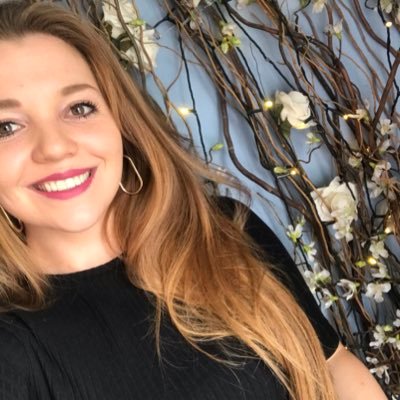 laurenaweeks's profile picture. 💅🏼🙌🏼✌🏼#basic