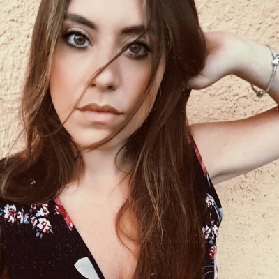 AUnam87's profile picture. •informatrice medica.Cilentana. Amo il buon cibo, la spensieratezza ed il gusto nelle cose.