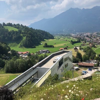 awad5051's profile picture. 