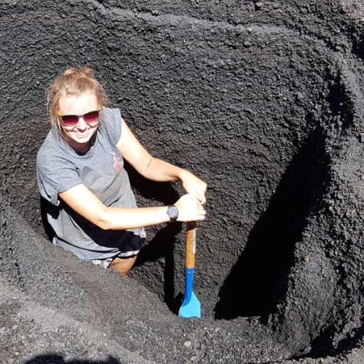 Volcanologist and passionate science communicator. Views my own.
(pronouns: she/her)