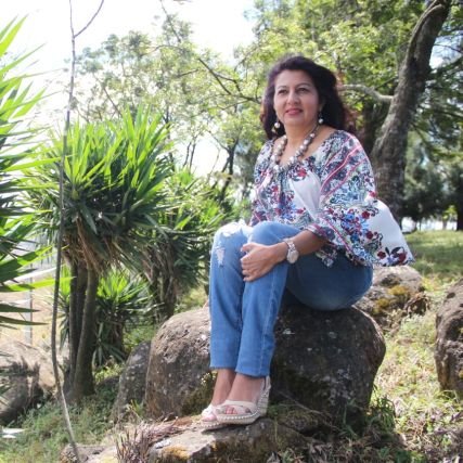 ReinaRi87426022's profile picture. 