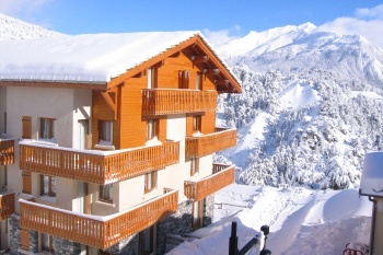 Location d'appartements de 2 à 10 personnes, à la montagne Aussois, Val Cenis et Termignon la Vanoise.