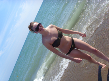 laurallye's profile picture. Lover of wine, cheese, sunglassess, driving, sunbathing and skiing.