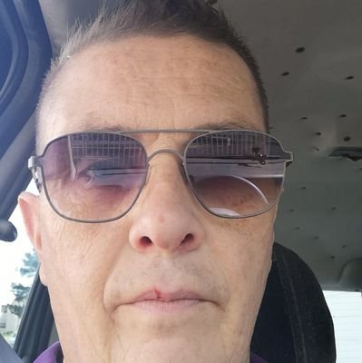 fabriziochauve1's profile picture. Très généreux sociable j aime la vie comme elle est. vraiment il y a bcp de pute escorte girls sur ce site pas moyen de trouver un truc tranquille wesh