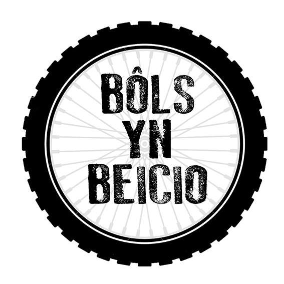Dilynwch griw o fois o Fachynlleth sy'n beicio o Fachynlleth i Eisteddfod Genedlaethol Llanrwst 2019!