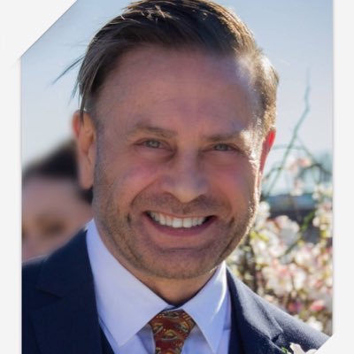 paul_mee's profile picture. Be open minded and expand your bubble; one person’s #LOL is another’s #WTF.