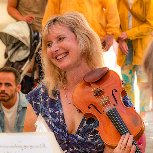 String Quartet, Trio, Duo, Solo Violin for Weddings & Events in Cornwall & Devon. Bespoke wedding music arranged & recorded just for you - available worldwide.