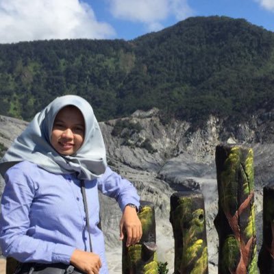 poetryutamii's profile picture. Guru SDN Semirejo 01