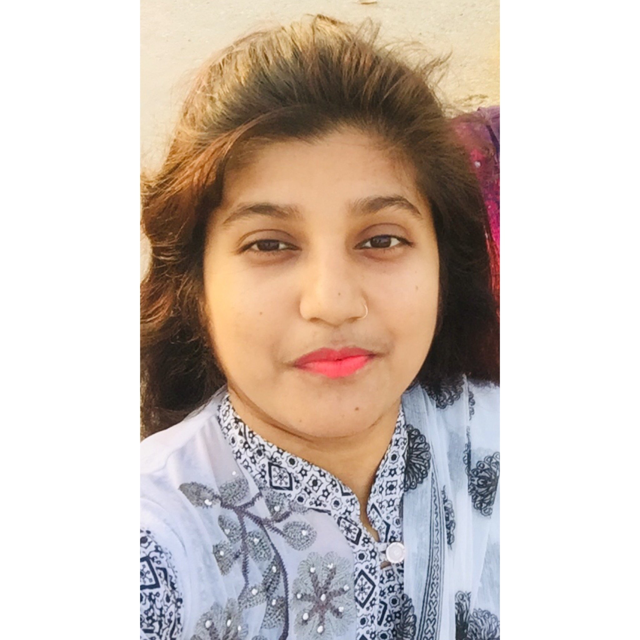 AraLaily's profile picture. 