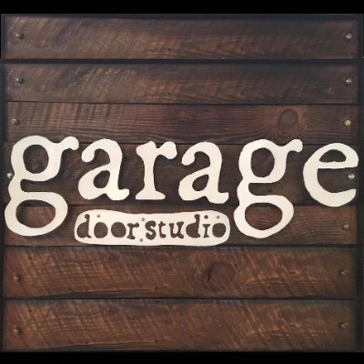 Garage Door Studio is a retail boutique featuring handmade goods by local artists and artisans. A cozy art space hosts workshops, art parties and events.