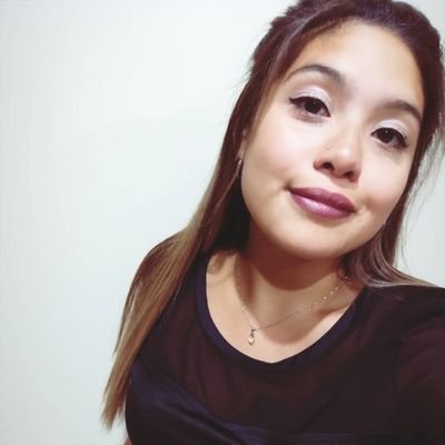 Miica_amarilla's profile picture. 23 🦋