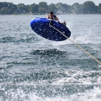 LoganChilton16's profile picture. One Life // 🇺🇸🇺🇸 // #Billsmafia      #TimeToHunt