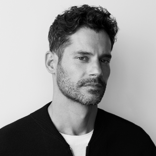 Nueves's profile picture. #girldad actor IG @nueves