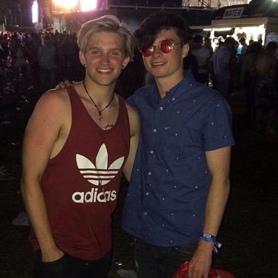 robyoung1999's profile picture. 