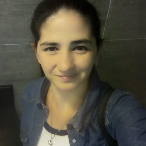 flakuri's profile picture. 