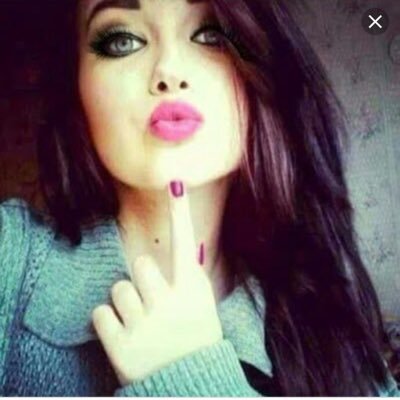 ej25UNoiVdei9YD's profile picture. في خاطري تبقى...