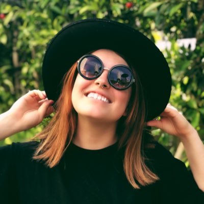 Taurus • Coffee/Tea Addict • Wannabe Publicist