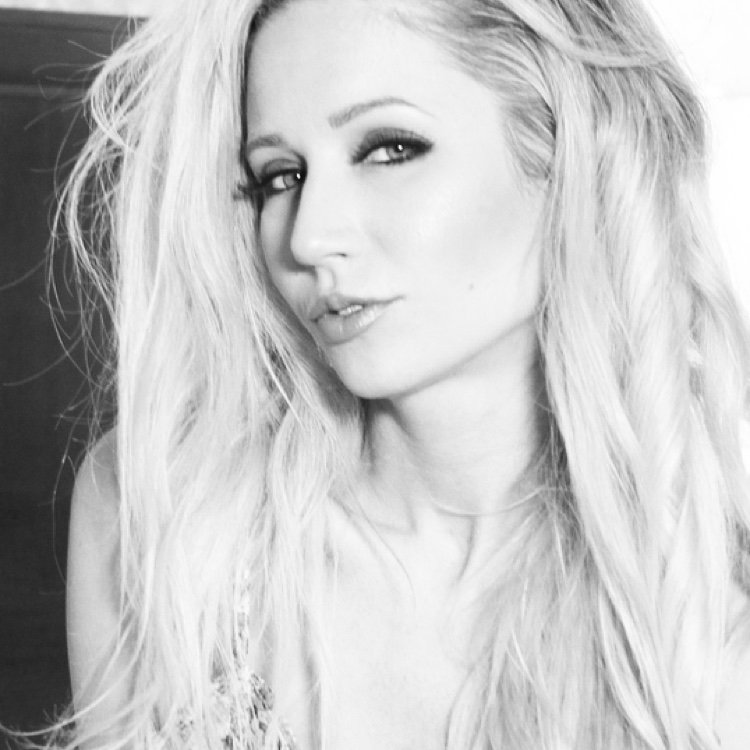 bblogger_ashley's profile picture. 