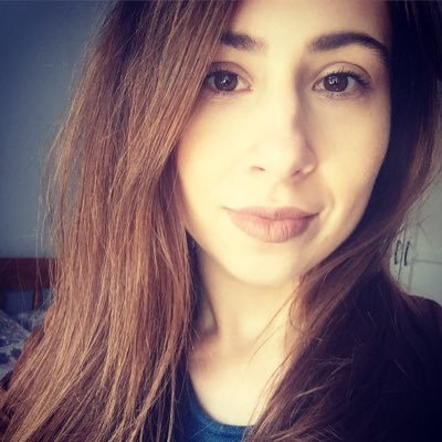 JuliaaFitzz's profile picture. 