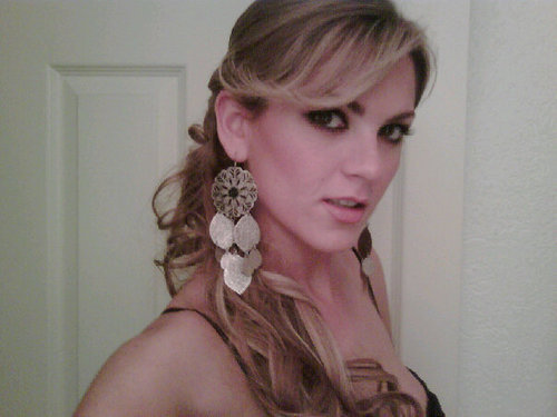 https://pbs.twimg.com/profile_images/1144244453/zoraida_.jpg