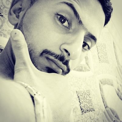 voy8v2EOLZsCIGR's profile picture. 