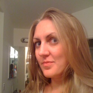 parisIdeal's profile picture. 