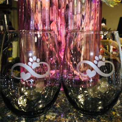 I love creating beautifully personalized etched glasses. I made the wine glasses above for Hoda & Jenna’s show! Message me if you’d like to place an order!