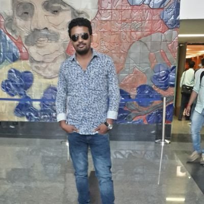 Social Activist।Poetry Lover।Agriculturist।Educationist।
विचारों से समाजवादी,दिल से ग्रामीण।