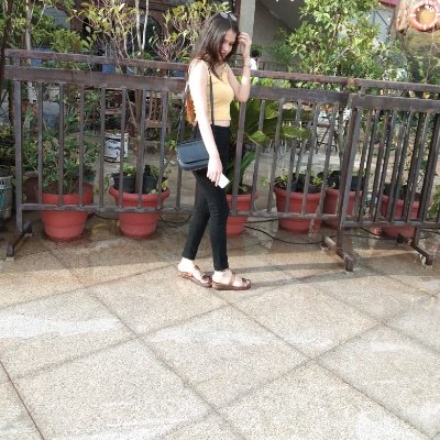 jyotikhulbe's profile picture. delhite_新德里