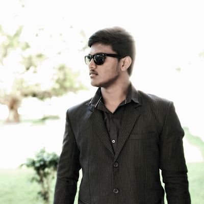 KdMukilan's profile picture. 