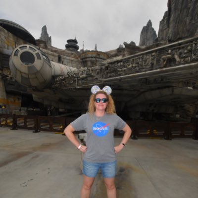 gesskell's profile picture. DC/VA #UVA #GMU #Natitude #BloomDay🌸