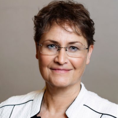 #InterimManager - Change Management, Transformation und agile Führung. Chairwoman of @DDIM_eV. Hier privat und ungefiltert.