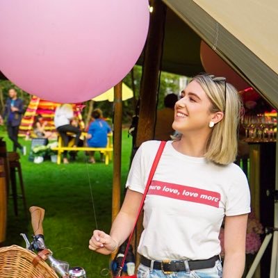 katemurdo's profile picture. YT: ThiswithThem Insta: katemurdo & ThisWithThem