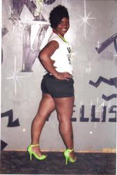 TashaCrews's profile picture. 