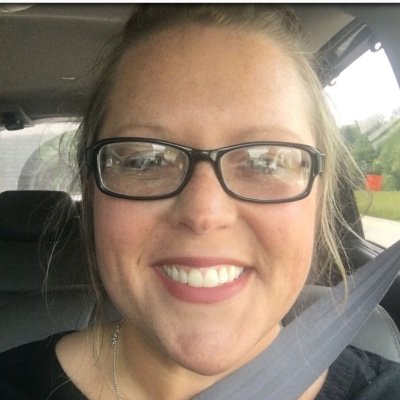 angeladlandis's profile picture. 