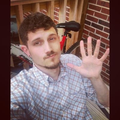 I'm a big-hearted, open-minded 32-yr-old journalism grad who is always active and thinking deeply.