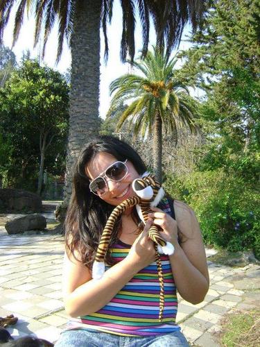 chesca1983's profile picture. 