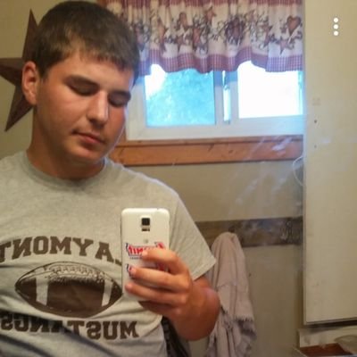 lzimm182's profile picture. 