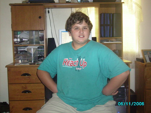 Hey everyone I'm Bobby Lee Biddix Jr (a.k.a Goku Link Biddix) I love playing zelda i'm the games biggest fan but i also grew up playing zelda and nintendo