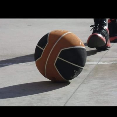 nunet81's profile picture. Apassionat del basquet com esport i com a forma de vida  Llicenciat en dret - Procurador de Tribunals, pare i entrenador. Ens veiem a @basketballco2
