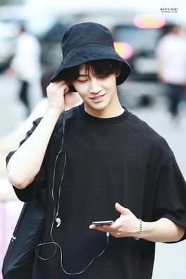 GKikimari's profile picture. 