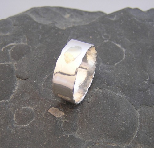 Silversmith based in Poole Dorset. Handmade silver jewellery.