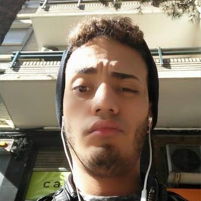 para que decir tanto ? 

Soy lo que dicen de Pisis.