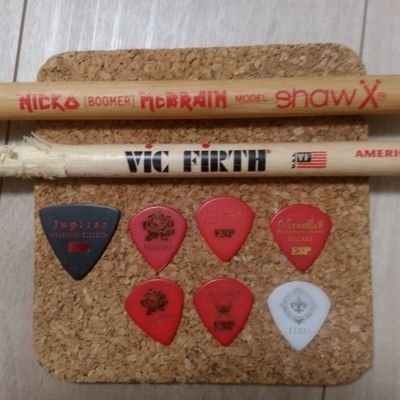 tsutsuJupiter's profile picture. ■音楽垢◆HR/HM:🇬🇧IRON MAIDEN🇯🇵Jupiter/HIZAKI/Versailles/Shoyo/iyoda kohei/THE BARRELS/M4SK　◆POP:実希/田中ゆき/Ahco/シトリン/s-o-a
■映画垢→@nonamehiro1