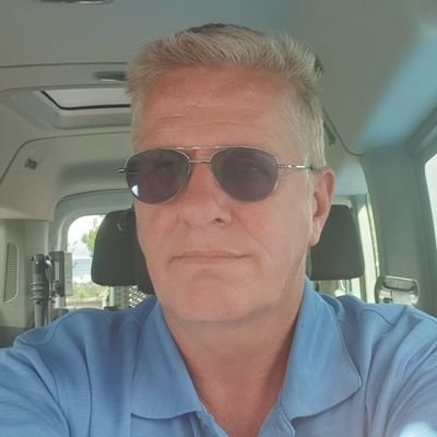 My name is Halldor Sigurdsson.
I am a #touristguide and live in #Iceland mail: trukkur@gmail.com
#visiticeland #travel #iceland #reykjavik